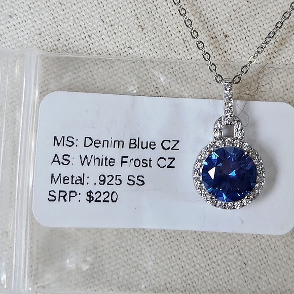 NWT Ryze White Denim Blue Cubic Zirconia .925 Sterling Silver Lock Necklace - Picture 7 of 9